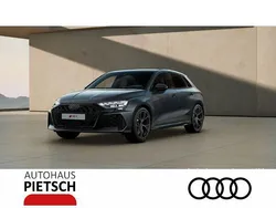 Grau Neu 2025 Audi RS3 Sportback Sport Kleinwagen | 66.990 € (Superpreis)