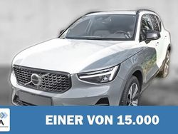 Grau Gebraucht 2023 Volvo XC40 Plus SUV | 39.050 € (Etwas zu teuer)