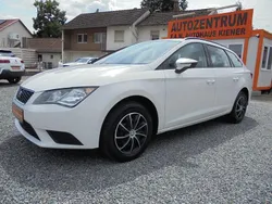 Weiß Gebraucht 2016 Seat Leon ST Kombi | 10.990 € (Fairer Preis)