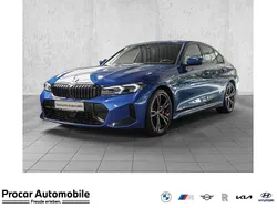 Blau Gebraucht 2024 BMW 330 Performance Limousine | 44.490 € (Fairer Preis)