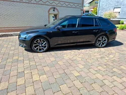 Schwarz Gebraucht 2018 Skoda Superb SportLine Kombi | 20.100 € (Fairer Preis)