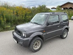Grau Gebraucht 2009 Suzuki Jimny Ranger SUV | 3.850 €
