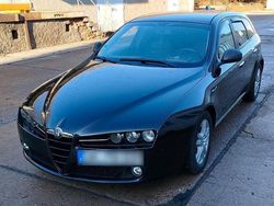 Schwarz Gebraucht 2009 Alfa Romeo 159 Kombi | 4.500 € (Etwas zu teuer)