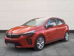 Orange Gebraucht 2025 Renault Clio V Evolution Limousine | 19.990 € (Teuer)