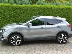 Grau Gebraucht 2019 Nissan Qashqai Tekna+ SUV | 17.000 € (Guter Preis)