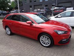 Rot Gebraucht 2022 Seat Leon XCELLENCE Kombi | 13.990 € (Superpreis)
