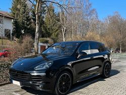 Schwarz Gebraucht 2016 Porsche Cayenne S SUV | 40.500 €