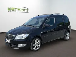 Schwarz (metallic) Gebraucht 2012 Skoda Roomster Ambition Kombi | 4.790 € (Guter Preis)