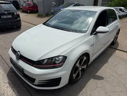 Weiß Gebraucht 2016 VW Golf VII GTI Limousine | 14.890 € (Fairer Preis)