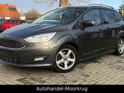 Grau Gebraucht 2017 Ford Grand C-Max Titanium Van / Kleinbus | 7.500 € (Fairer Preis)