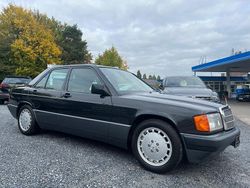 Schwarz Gebraucht 1992 Mercedes 190 Limousine | 7.490 €
