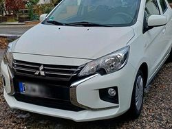 Weiß Gebraucht 2020 Mitsubishi Space Star Basis Kleinwagen | 8.900 € (Fairer Preis)