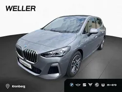 Skyscraper grau (grau) Gebraucht 2023 BMW 218 Active Tourer Performance Van / Kleinbus | 31.990 €