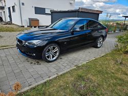 Schwarz Gebraucht 2017 BMW 330 Gran Turismo Sport Line Limousine | 13.000 € (Superpreis)