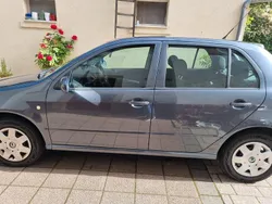 Grau Gebraucht 2007 Skoda Fabia Ambiente Limousine | 1.900 € (Fairer Preis)