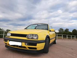 Gelb Gebraucht 1996 VW Golf Cabriolet Conceptline Cabrio | 1.500 € (Guter Preis)