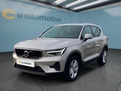 Silber Gebraucht 2024 Volvo XC40 Core SUV | 40.799 € (Etwas zu teuer)
