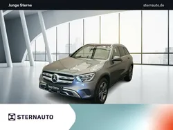 Grau Gebraucht 2021 Mercedes GLC300 SUV | 44.982 € (Fairer Preis)