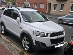 Weiß Gebraucht 2013 Chevrolet Captiva SUV | 7.500 € (Fairer Preis)