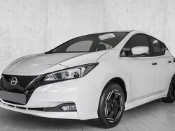 Weiss Gebraucht 2024 Nissan Leaf Acenta Kleinwagen | 23.779 € (Etwas zu teuer)