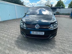 Schwarz Gebraucht 2011 VW Sharan Van / Kleinbus | 7.850 €