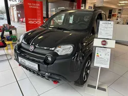 Schwarz Neu 2024 Fiat Panda Cross Cross Kleinwagen | 15.990 €