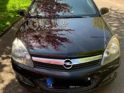 Schwarz Gebraucht 2007 Opel Astra GTC Coupé | 3.700 €