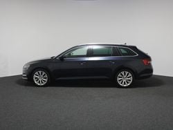 Blau Gebraucht 2022 Skoda Superb Style Kombi | 37.450 € (Teuer)