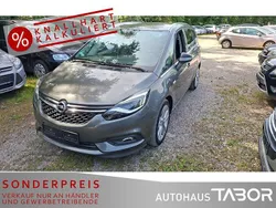 Quarz grau Gebraucht 2018 Opel Zafira Van / Kleinbus | 12.185 € (Guter Preis)