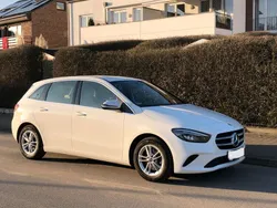Mercedes B200