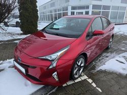 Rot Gebraucht 2018 Toyota Prius Executive Limousine | 15.990 € (Fairer Preis)