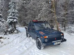 Grün Gebraucht 2014 Lada niva SUV | 11.900 € (Teuer)