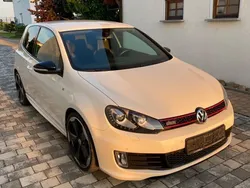 Weiß Gebraucht 2011 VW Golf VI Edition Limousine | 13.500 € (Teuer)