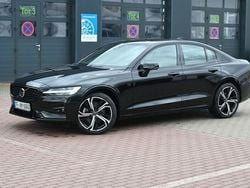 Onyx black / metallic Gebraucht 2023 Volvo S60 Plus Limousine | 38.500 € (Fairer Preis)