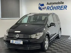 Schwarz Gebraucht 2015 VW Touran Comfortline Van / Kleinbus | 15.990 € (Fairer Preis)