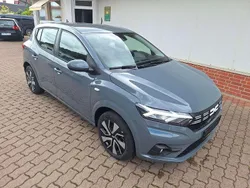 Grau Neu 2025 Dacia Sandero Expression Kleinwagen | 15.990 € (Guter Preis)