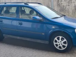 Blau Gebraucht 2004 Opel Astra Kombi | 1.600 € (Guter Preis)