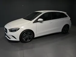 Weiß unilack polarweiß Gebraucht 2024 Mercedes B180 Advanced Van / Kleinbus | 29.900 € (Guter Preis)
