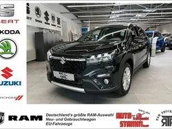 Cosmic black pearl Neu 2024 Suzuki SX4 S-Cross Comfort SUV | 29.990 € (Teuer)