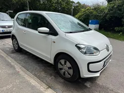 Weiß Gebraucht 2015 VW up! Kleinwagen | 5.500 € (Superpreis)