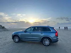 Grau Gebraucht 2018 Volvo XC90 Inscription SUV | 31.500 € (Fairer Preis)