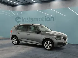Grau Gebraucht 2023 Skoda Kamiq Style SUV | 22.495 € (Fairer Preis)