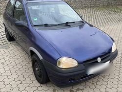 Blau Gebraucht 1997 Opel Corsa Swing Kleinwagen | 999 € (Guter Preis)
