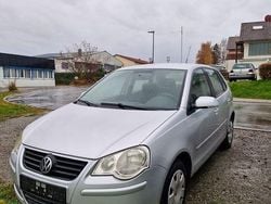 Silber Gebraucht 2005 VW Polo Limousine | 2.200 € (Fairer Preis)