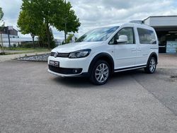 Weiß Gebraucht 2015 VW Caddy Van / Kleinbus | 20.990 € (Teuer)