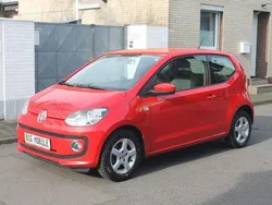 Rot Gebraucht 2013 VW up! move up! Kleinwagen | 2.650 €