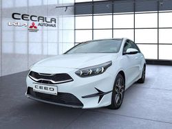 Weiß Neu 2025 Kia Ceed Style Limousine | 26.950 € (Fairer Preis)