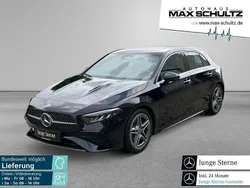 Schwarz Gebraucht 2024 Mercedes A200 AMG Limousine | 32.480 € (Fairer Preis)