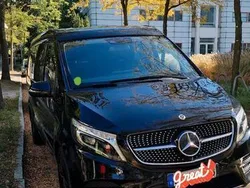 Schwarz Gebraucht 2020 Mercedes V300 Marco Polo Van / Kleinbus | 64.900 € (Teuer)
