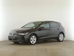Schwarz Gebraucht 2024 VW Golf VIII Life Limousine | 31.689 € (Teuer)
